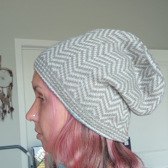 Free People Gray Chevron Knit Hat - Picture 1 of 5